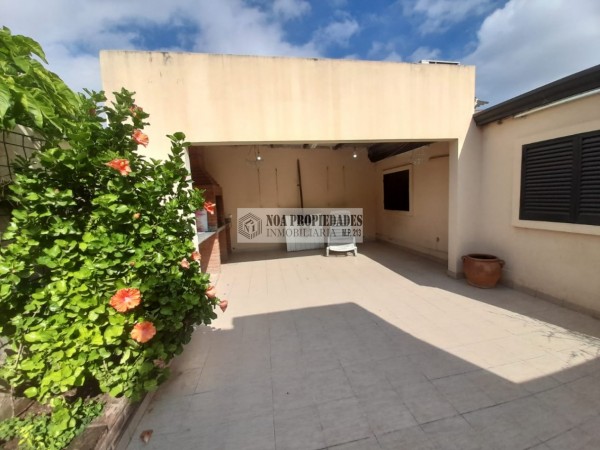 CASA ZONA REFINOR LA GARsA DE 3 DORMITORIOS
