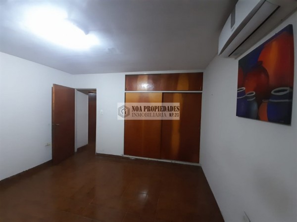 CASA ZONA REFINOR LA GARsA DE 3 DORMITORIOS