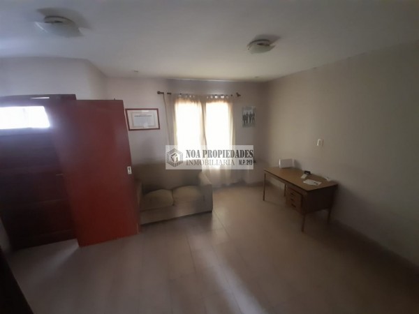 CASA ZONA REFINOR LA GARsA DE 3 DORMITORIOS