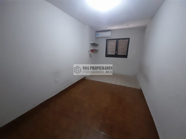 CASA ZONA REFINOR LA GARsA DE 3 DORMITORIOS