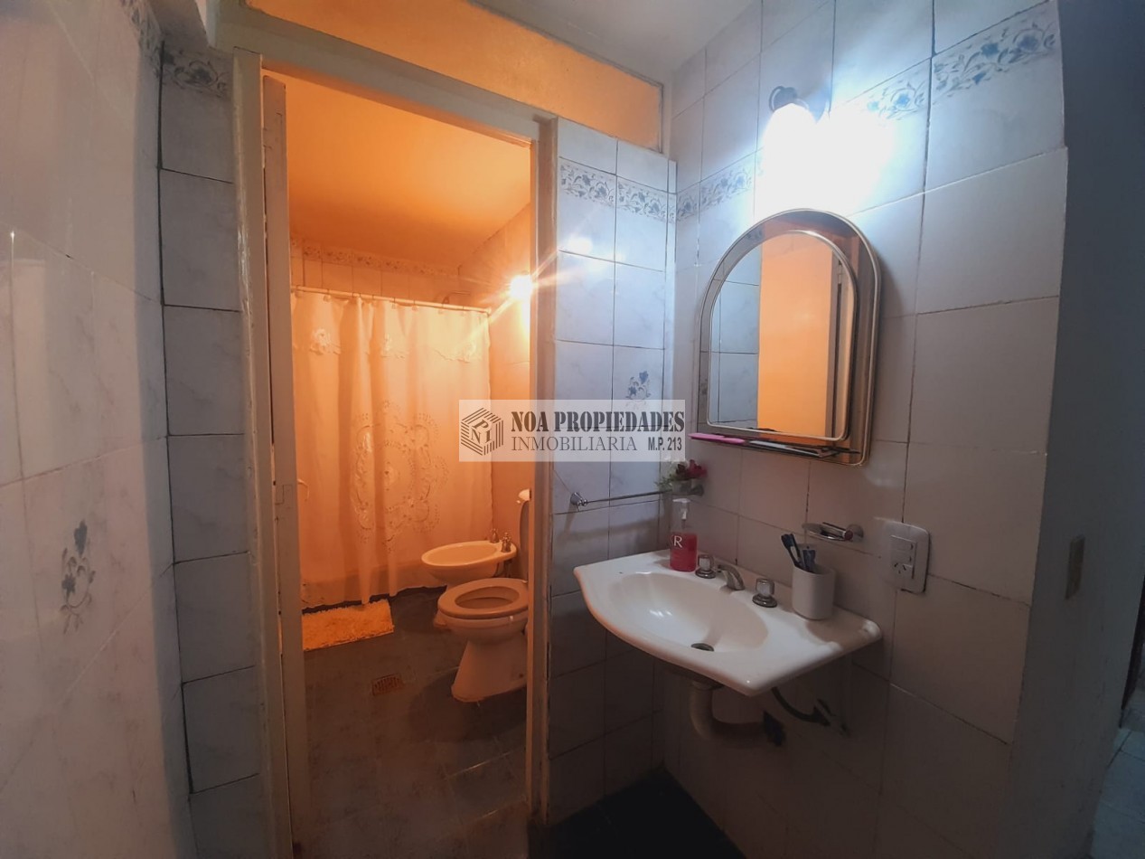 DEPARTAMENTO TRES DORMITORIOS BARATO EN BARRIO MUNICIPAL DETRAS DEL HIPER DE LA EX AVENIDA ROCA