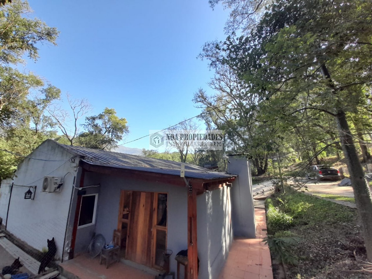 CASA EN EL CORTE YERBA BUENA CON PILETA DE TRES DORMITORIOS