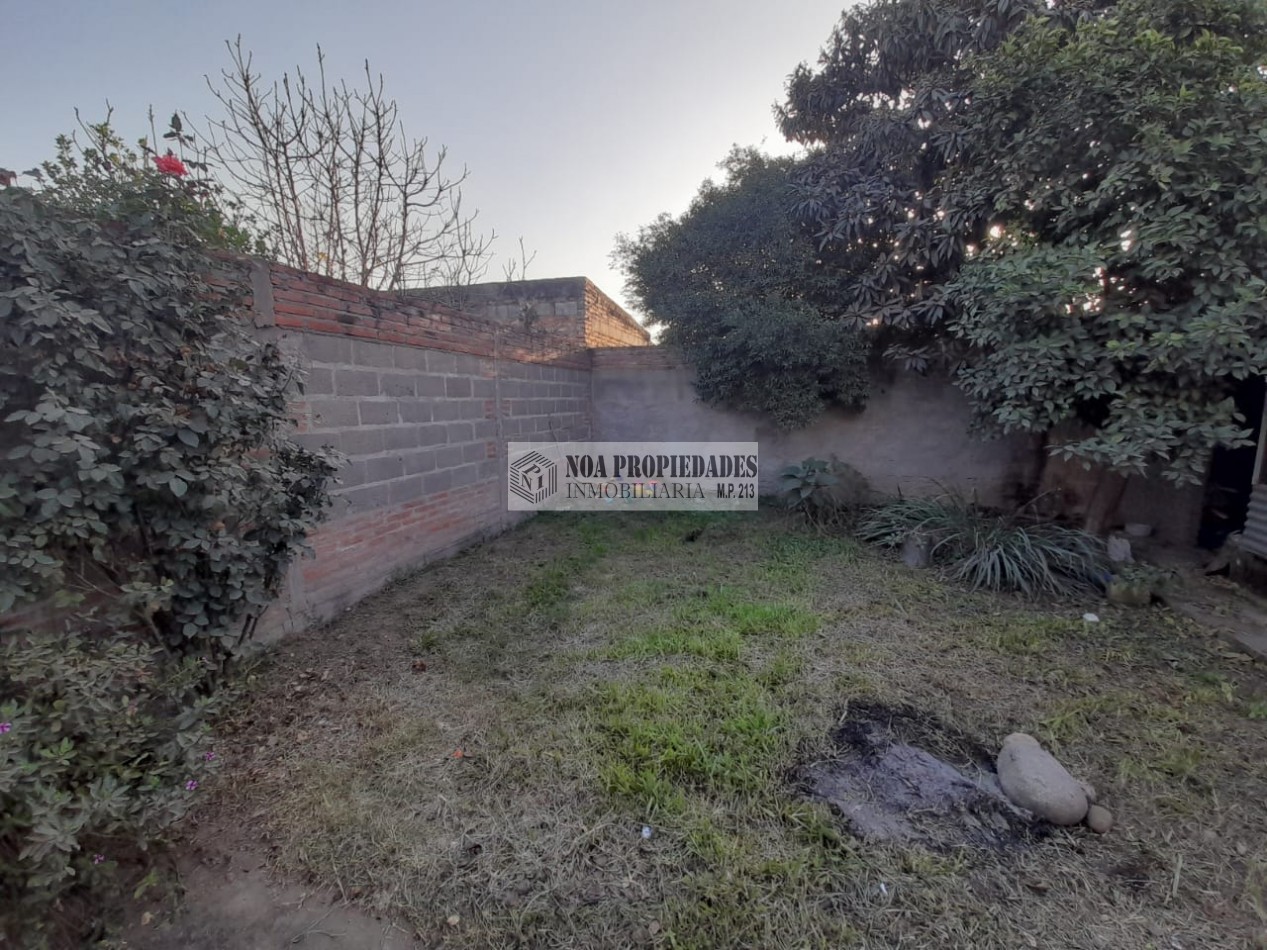 CASA EN BARRIO BUENA VIDA ZONA SUR DE DOS DORMITORIOS