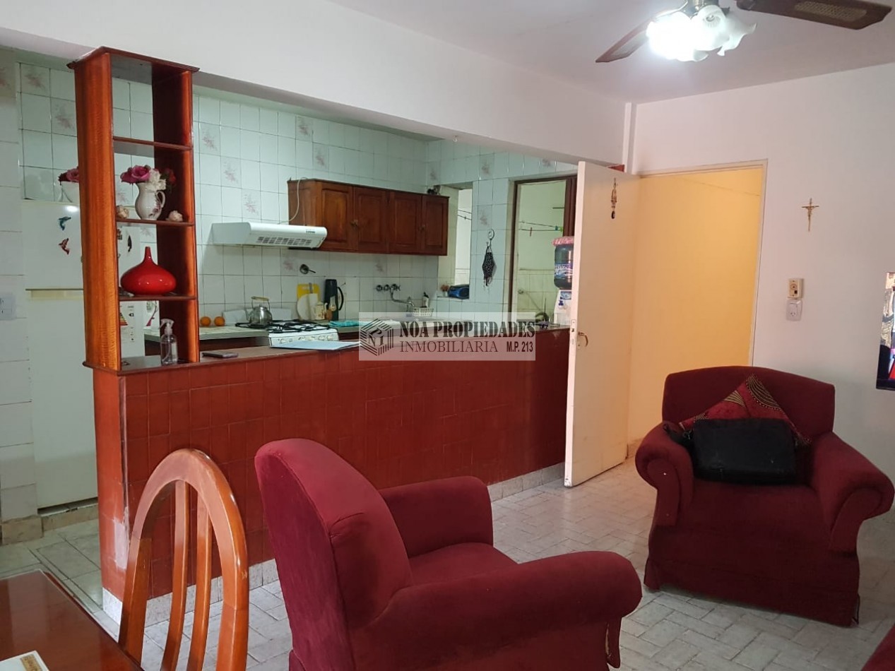 DEPARTAMENTO TRES DORMITORIOS BARATO EN BARRIO MUNICIPAL DETRAS DEL HIPER DE LA EX AVENIDA ROCA