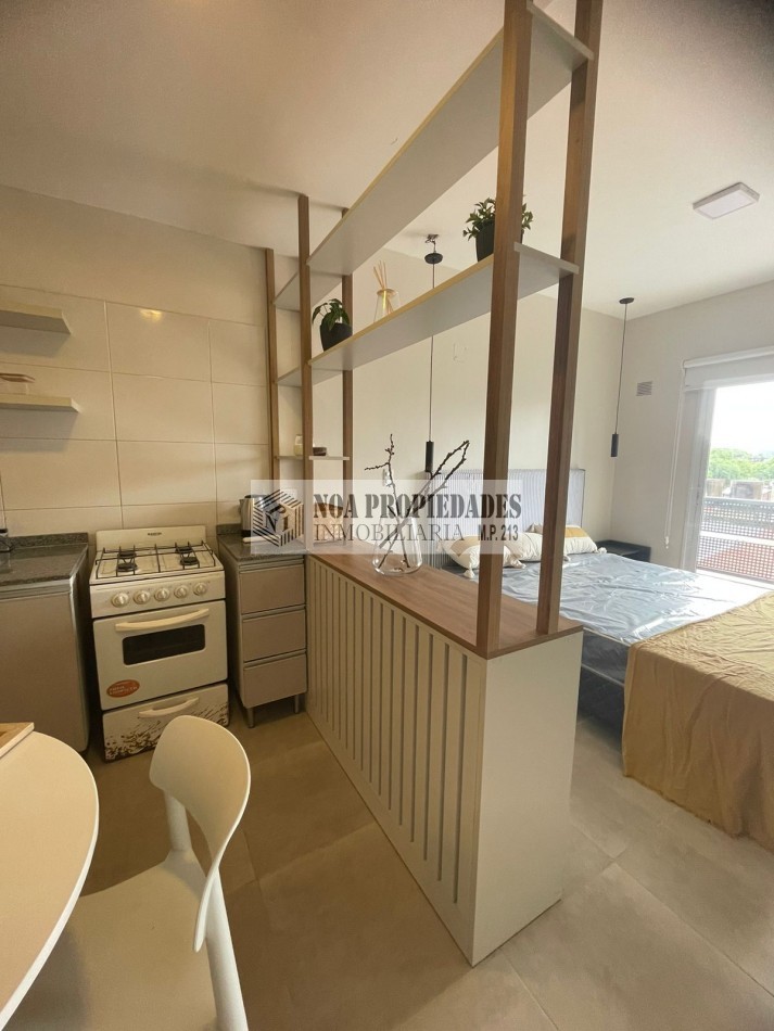 MONOAMBIENTE CON BALCON TOTALMENTE AMOBLADO NUEVO EN ALEM AL 500
