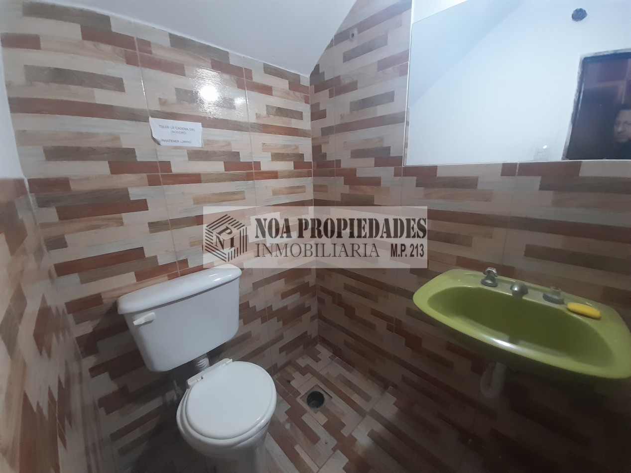 Deposito 450 m2 en Chiclana 176