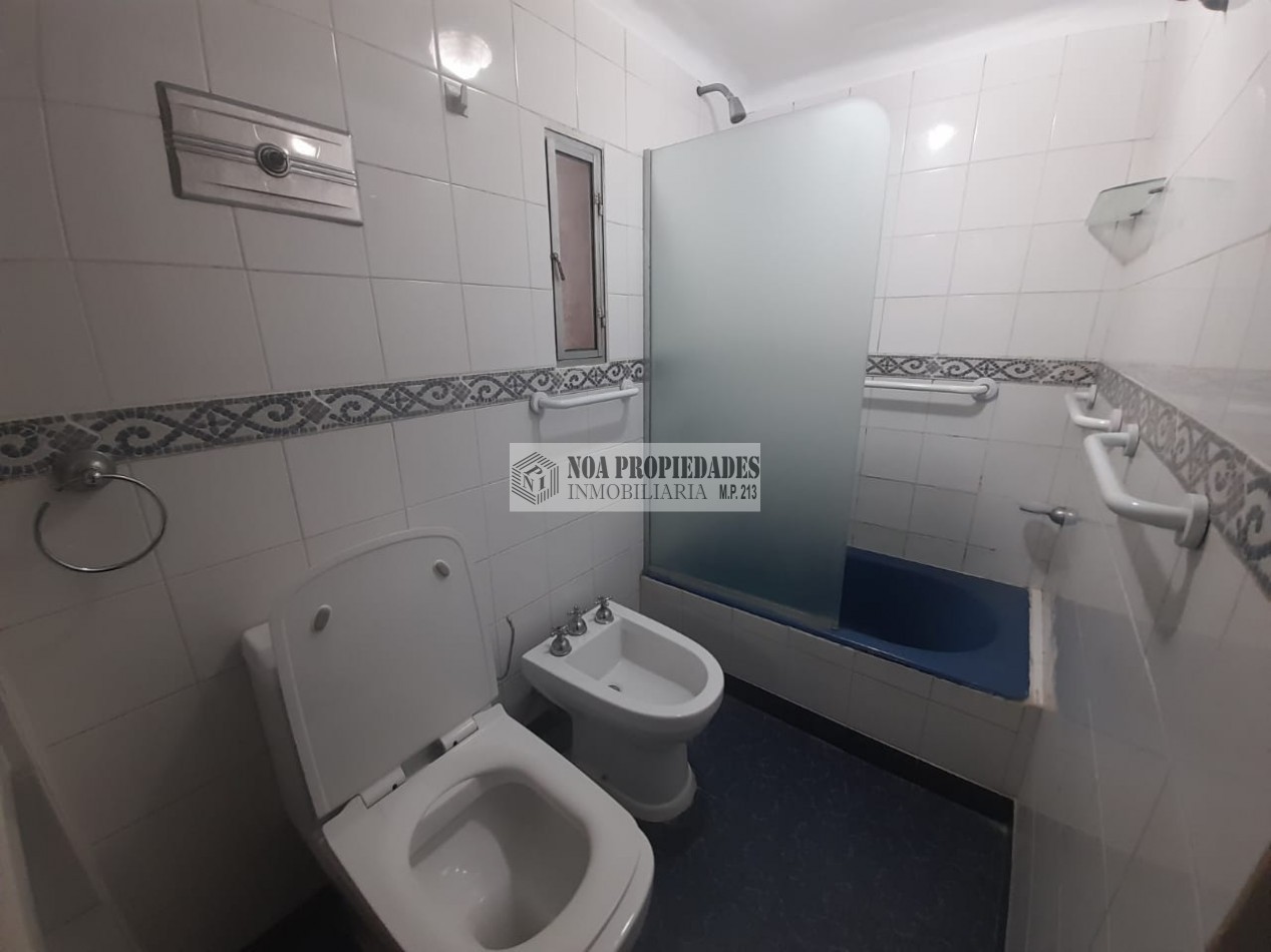 DEPARTAMENTO PISO ENTERO 3 DORMITORIOS A METROS DE PLAZA INDEPENDENCIA
