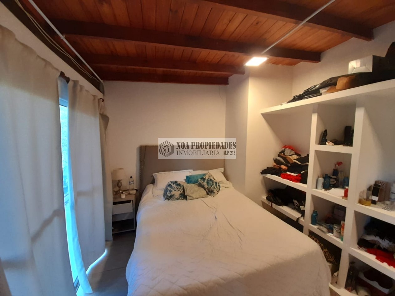 CASA EN EL CORTE YERBA BUENA CON PILETA DE TRES DORMITORIOS