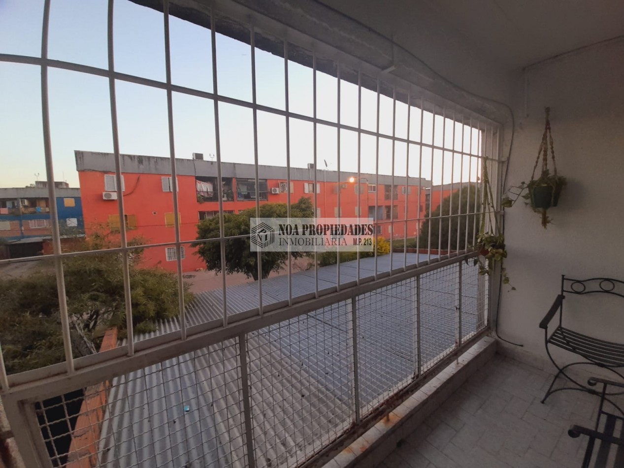 DEPARTAMENTO TRES DORMITORIOS BARATO EN BARRIO MUNICIPAL DETRAS DEL HIPER DE LA EX AVENIDA ROCA
