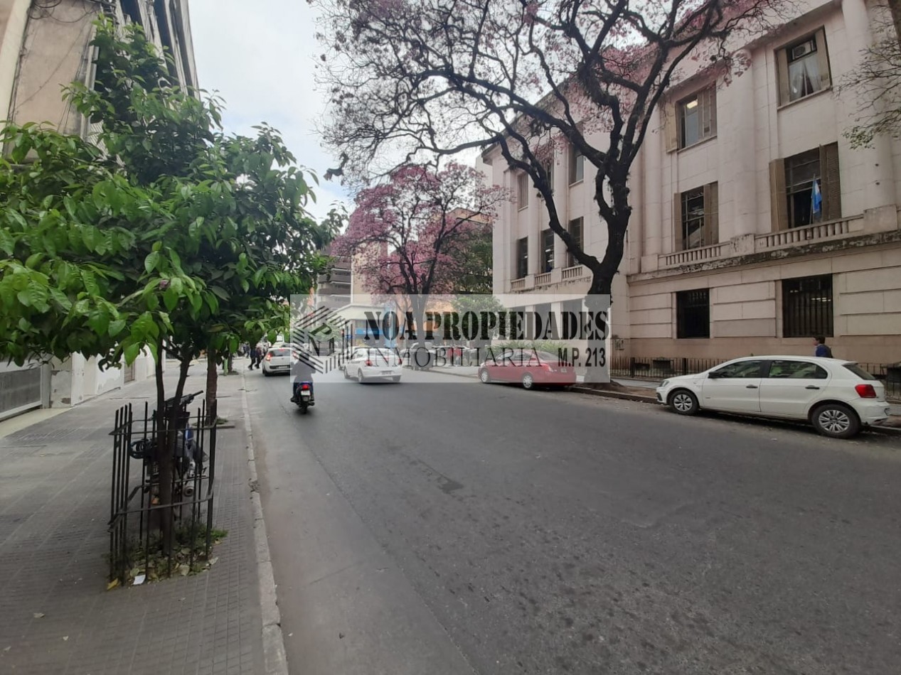 DEPARTAMENTO FRENTE A TRIBUNALES APTO VIVIENDA U OFICINA