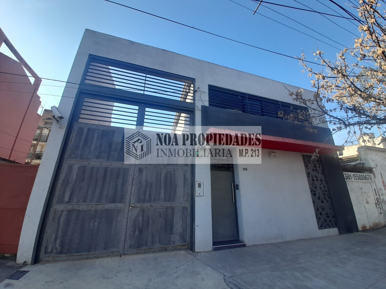 Deposito 450 m2 en Chiclana 176