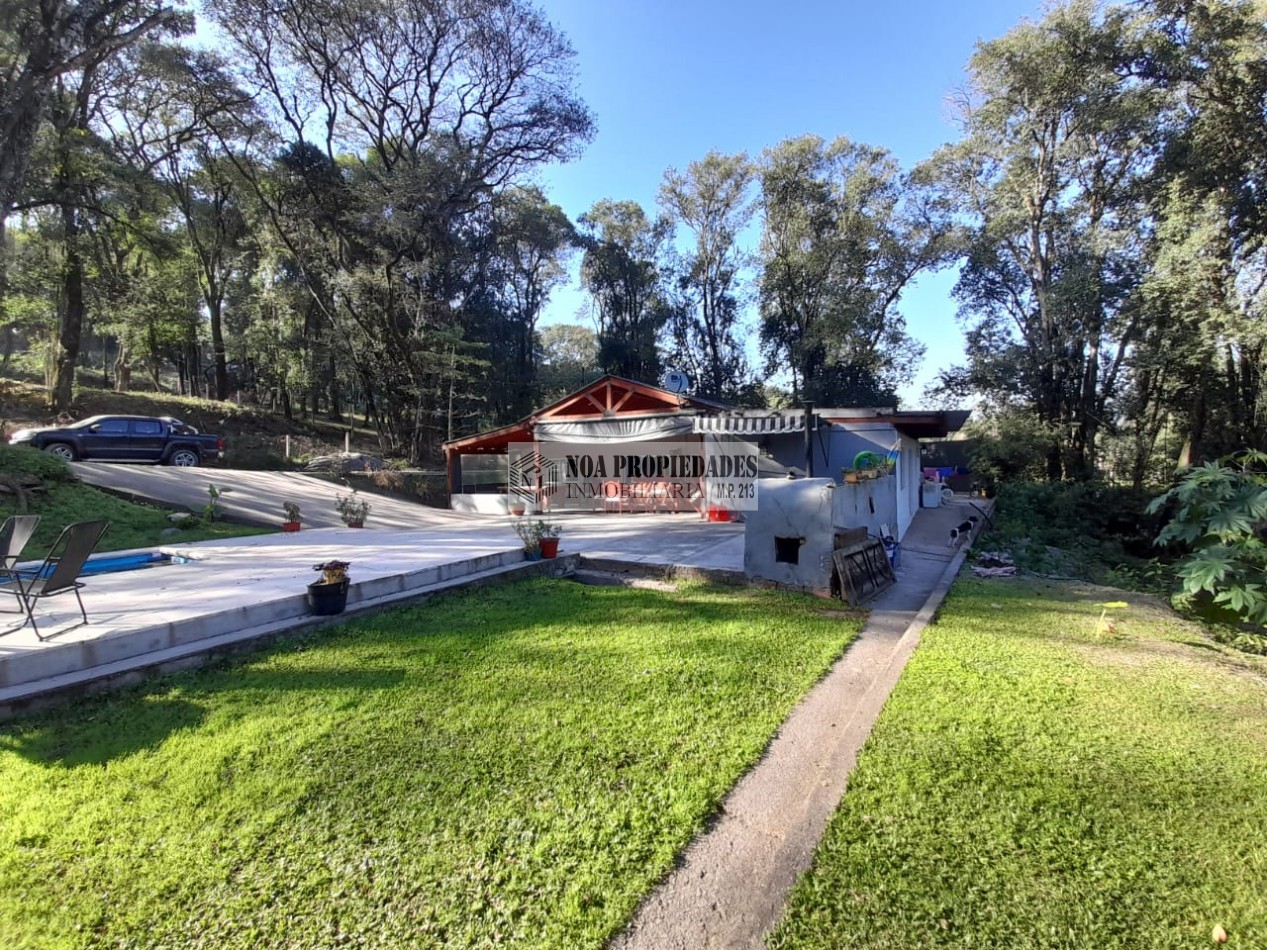 CASA EN EL CORTE YERBA BUENA CON PILETA DE TRES DORMITORIOS
