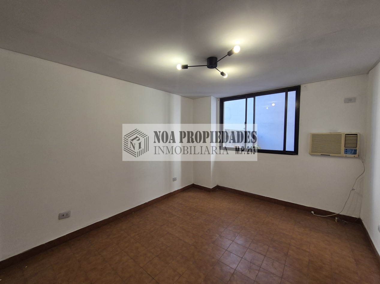 DEPARTAMENTO UN DORMITORIO FRENTE  A TRIBUNALES APTO VIVIENDA U OFICINA