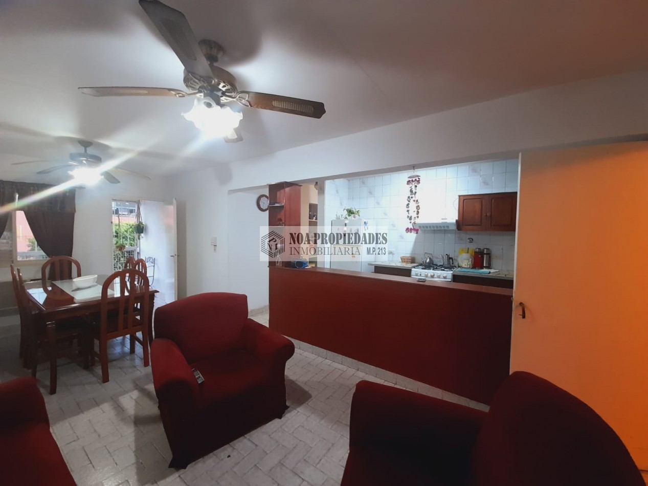 DEPARTAMENTO TRES DORMITORIOS BARATO EN BARRIO MUNICIPAL DETRAS DEL HIPER DE LA EX AVENIDA ROCA
