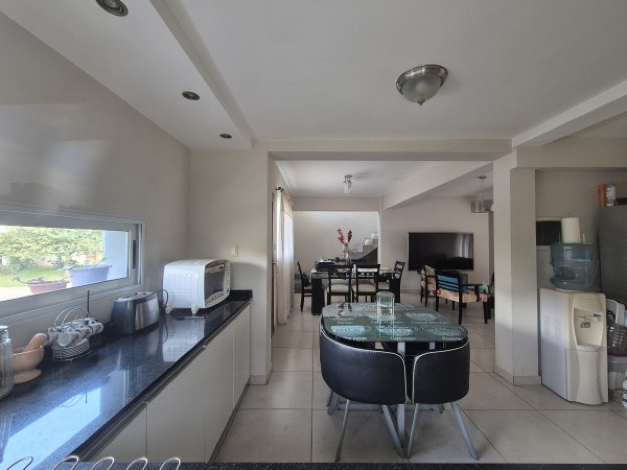 Casa apta credito en Barrio Cerrado Pinar 1 en Tafi Viejo