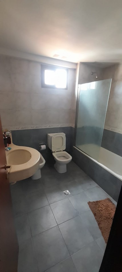 DEPARTAMENTO 2D CON COCHERA, MONTEAGUDO 200
