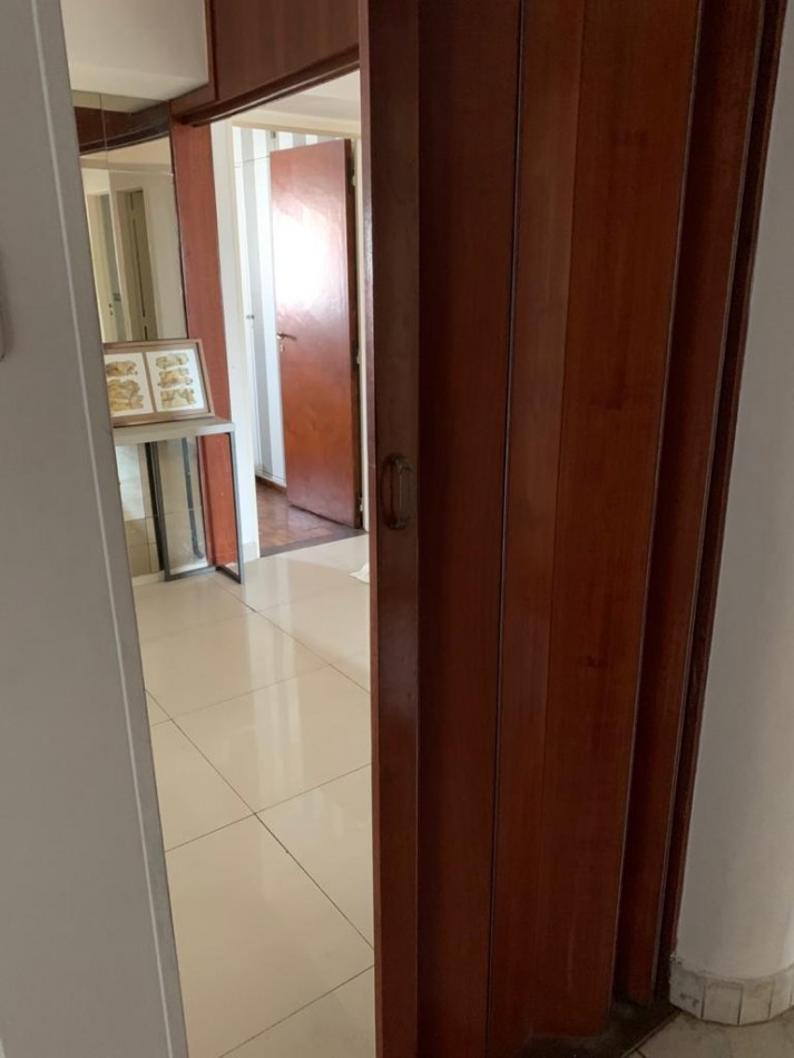 DEPARTAMENTO DE TRES DORMITORIOS EN 9 DE JULIO PRIMERA CUADRA APTO CREDITO