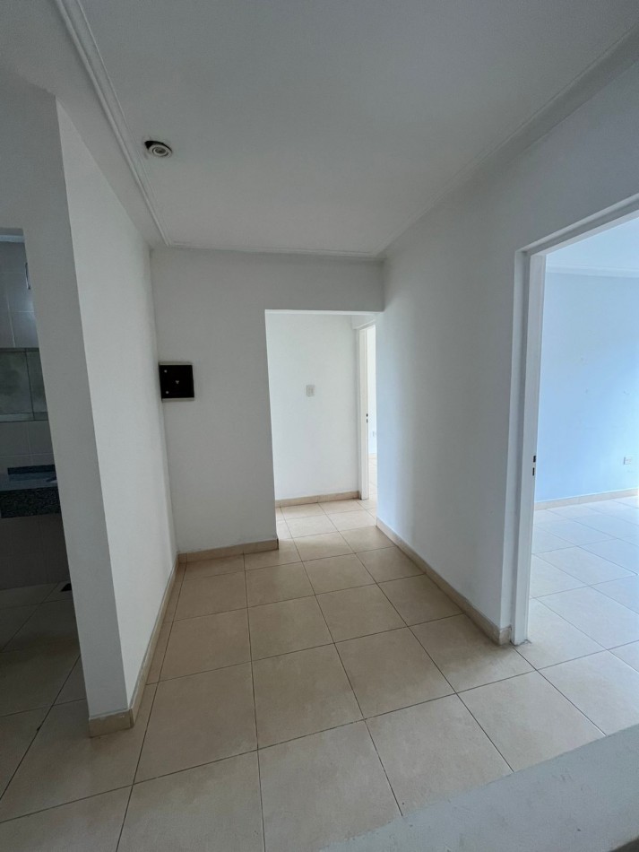 DUPLEX DE TRES DORMITORIOS CON DOS COCHERAS EN COMPLEJO CERRADO SIN EXPENSAS EN YERBA BUENA APTO CREDITO