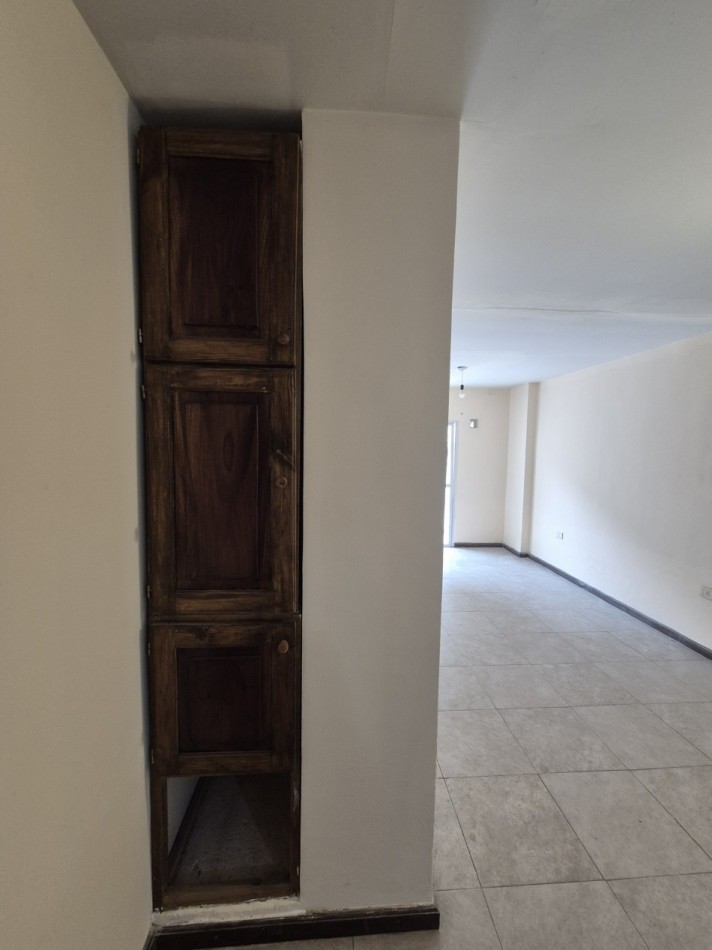 DEPARTAMENTO DE TRES DORMITORIOS PLANTA BAJA CON PATIO EN BOLIVAR 1155 A METROS PLAZA BELGRANO