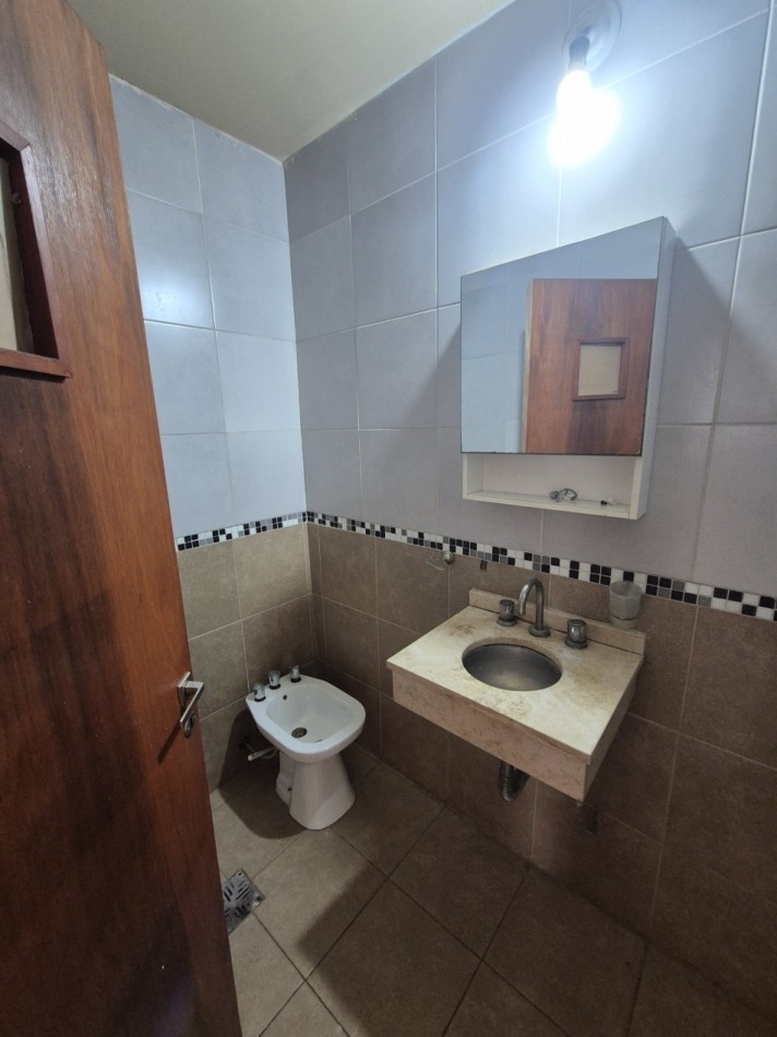 DEPARTAMENTO DE TRES DORMITORIOS PLANTA BAJA CON PATIO EN BOLIVAR 1155 A METROS PLAZA BELGRANO