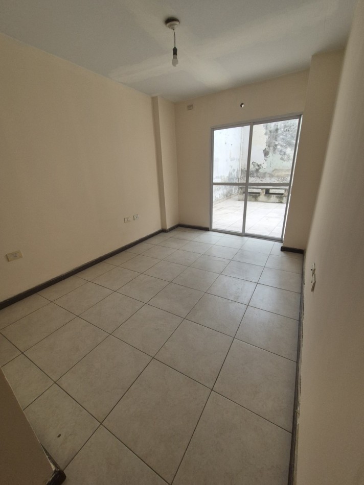 DEPARTAMENTO DE TRES DORMITORIOS PLANTA BAJA CON PATIO EN BOLIVAR 1155 A METROS PLAZA BELGRANO