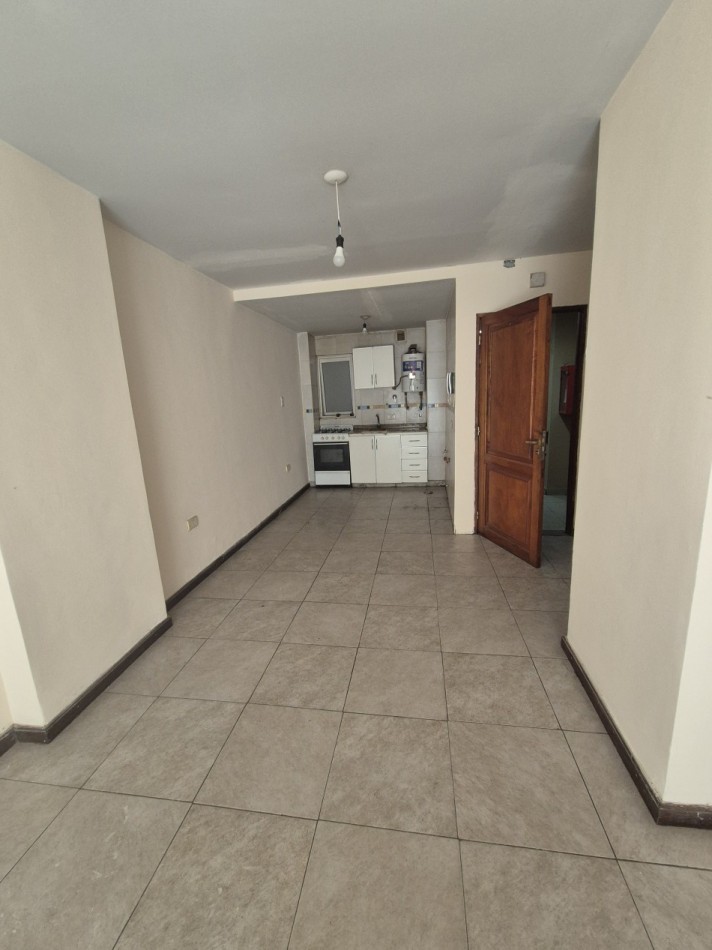DEPARTAMENTO DE TRES DORMITORIOS PLANTA BAJA CON PATIO EN BOLIVAR 1155 A METROS PLAZA BELGRANO