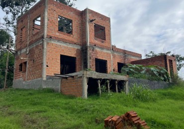 Casa en obra de 3d suite en Barri Cerrado La Comarca en Las Talitas