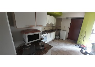 DEPARTAMENTO 2D CON COCHERA, MONTEAGUDO 200