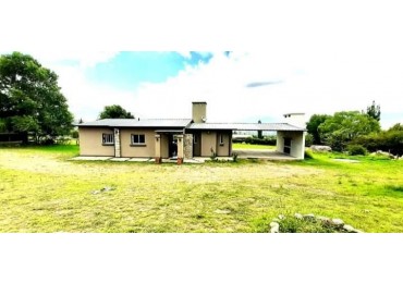 CASA TAFI DEL VALLE EN LOS CUARTOS CON VISTA AL LAGO