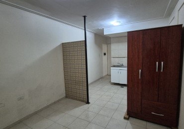 MONOAMBIENTE CON PATIO ALTURA AVENIDA JUAN B. JUSTO AL 1.100