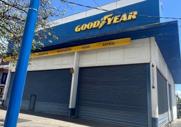 ESPECTACULAR LOCAL COMERCIAL EN AVENIDA KIRCHNER (EX ROCA) AL 2300 DE 300 M2