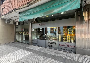 LOCAL COMERCIAL EN LAPRIDA 290 CASI ESQUINA CORDOBA CON RENTA Y ESCRITURA 