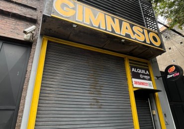 IMPORTANTE LOCAL COMERCIAL CON DEPOSITO EN BOLIVAR Y JUJUY BARRIO SUR