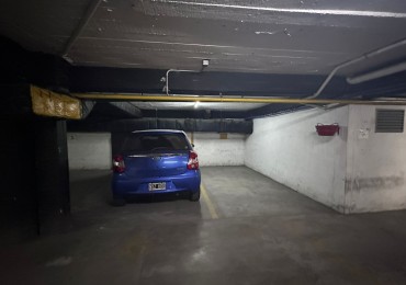 DOS COCHERAS EN GENERAL PAZ 969 PARA AUTO MEDIANO 