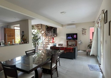 IMPORTANTE CASA EN COUNTRY PINAR 1 EN TAFI VIEJO LOTE CENTRAL