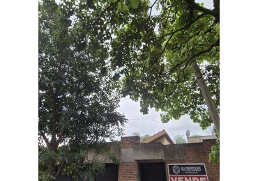 Casa 3d con pileta y quincho Barrio Ampliación América Paraguay 3.812