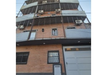DEPARTAMENTO DE UN DORMITORIO CON ESCRITURA EN SUIPACHA 1060 OPORTUNIDAD 