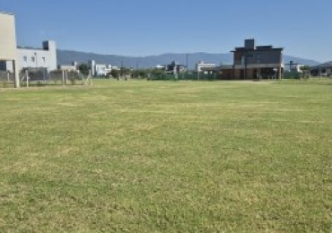 HERMOSO LOTE CENTRAL  DE 372 M2 EN COUNTRY VIENTO SUR EN SAN PABLO