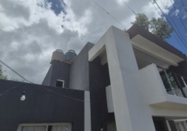 CASA EN LA OVEJERIA TAFI DEL VALLE DE CUATRO DORMITORIOS 