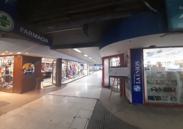 OFICINAS EN ALQUILER EN EDIFICIO LA UNION EN SAN MARTIN AL 600