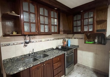 CASA 3 DORMITORIOS EN VILLA MARIANO MORENO CALLE 6 Y 29